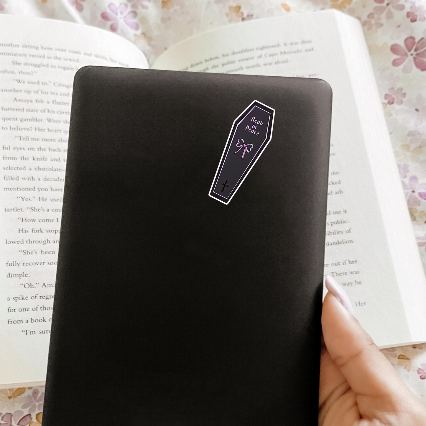 Reading Peace Sticker / Cozy Reader Gift / Bookish Aesthetic / Calm Bibliophile / Serene Bookworm / Library Lover / Quiet Planner / Journal