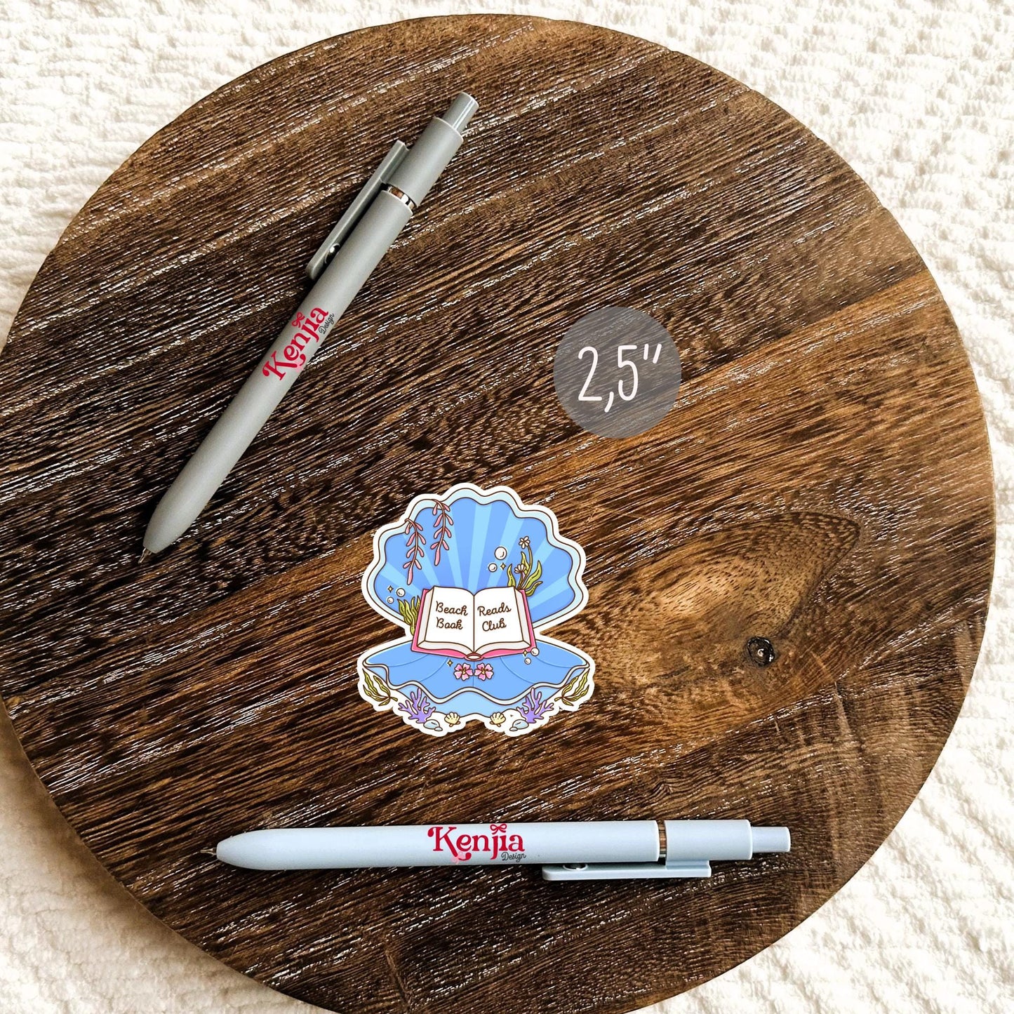 Beach Reads Club Sticker / Cute Bookish Seashell Decal / Summer Reading Sticker / Kindle Sticker / Book Lover Gift