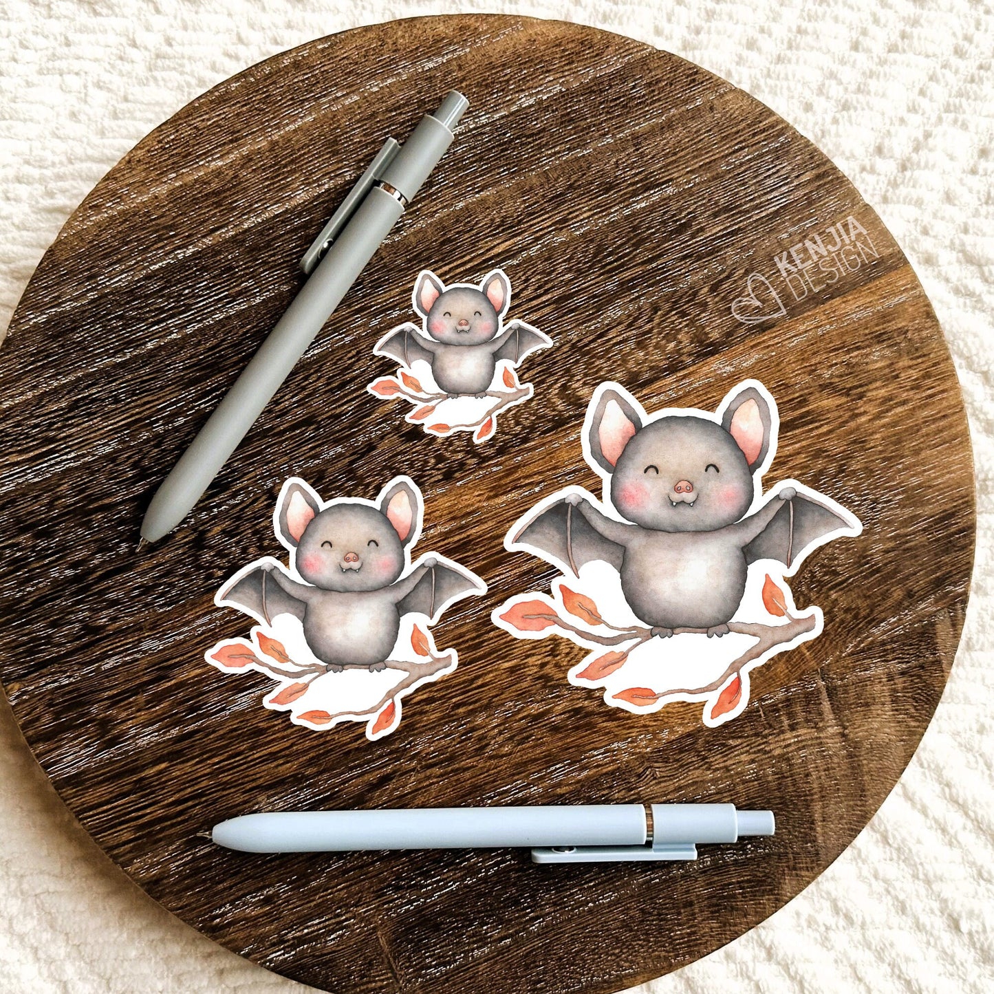 Cute Bat Animal Stickers / Watercolor Effect / Waterproof Halloween Sticker for Water Bottle / Spooky Sticker / Witchy Sticker / Batty Decal