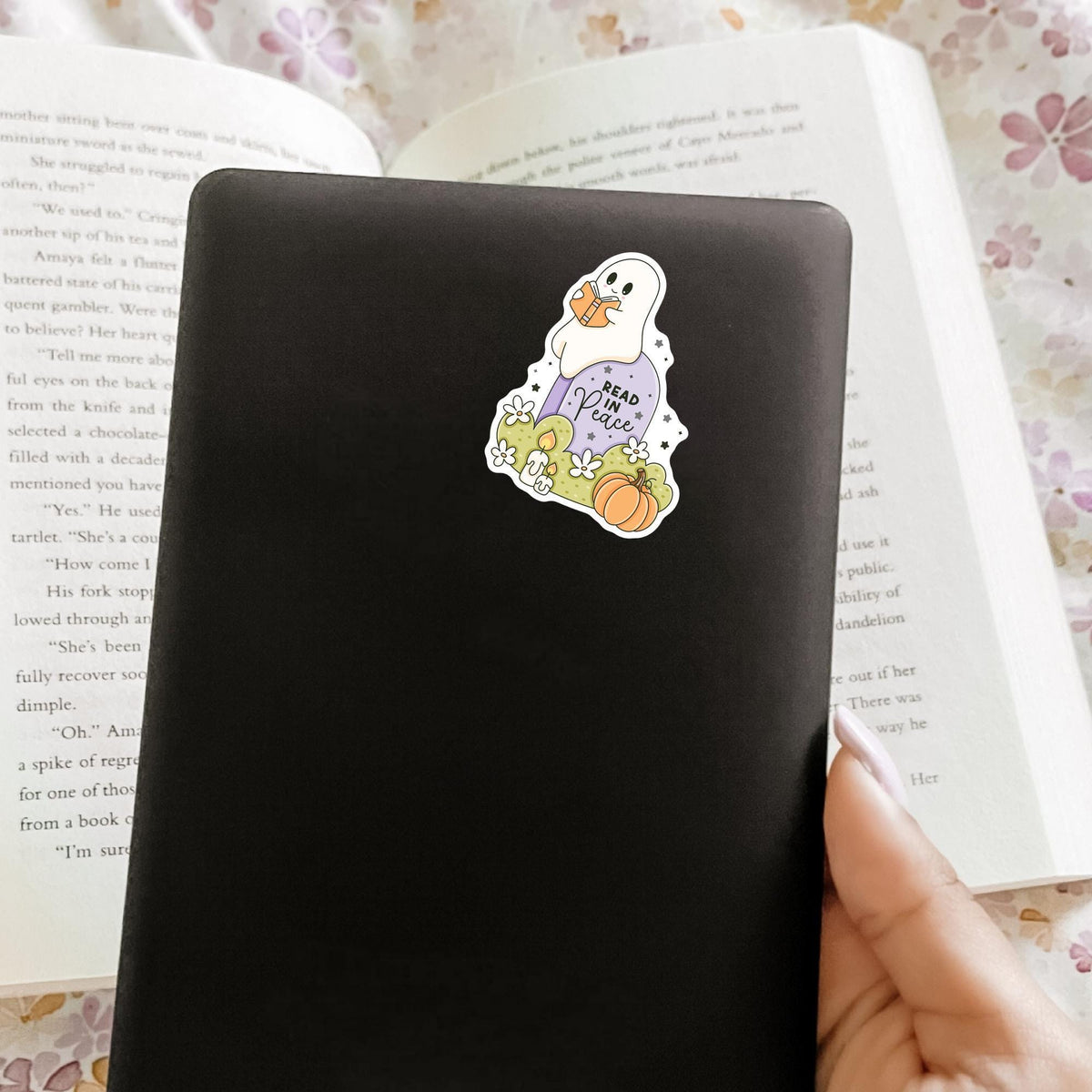 Read In Peace Ghost Sticker / Halloween Gift / Bookish Halloween / Book Lover Gift / Spooky Reader / Ghost Decal / Cute Bookish Decal