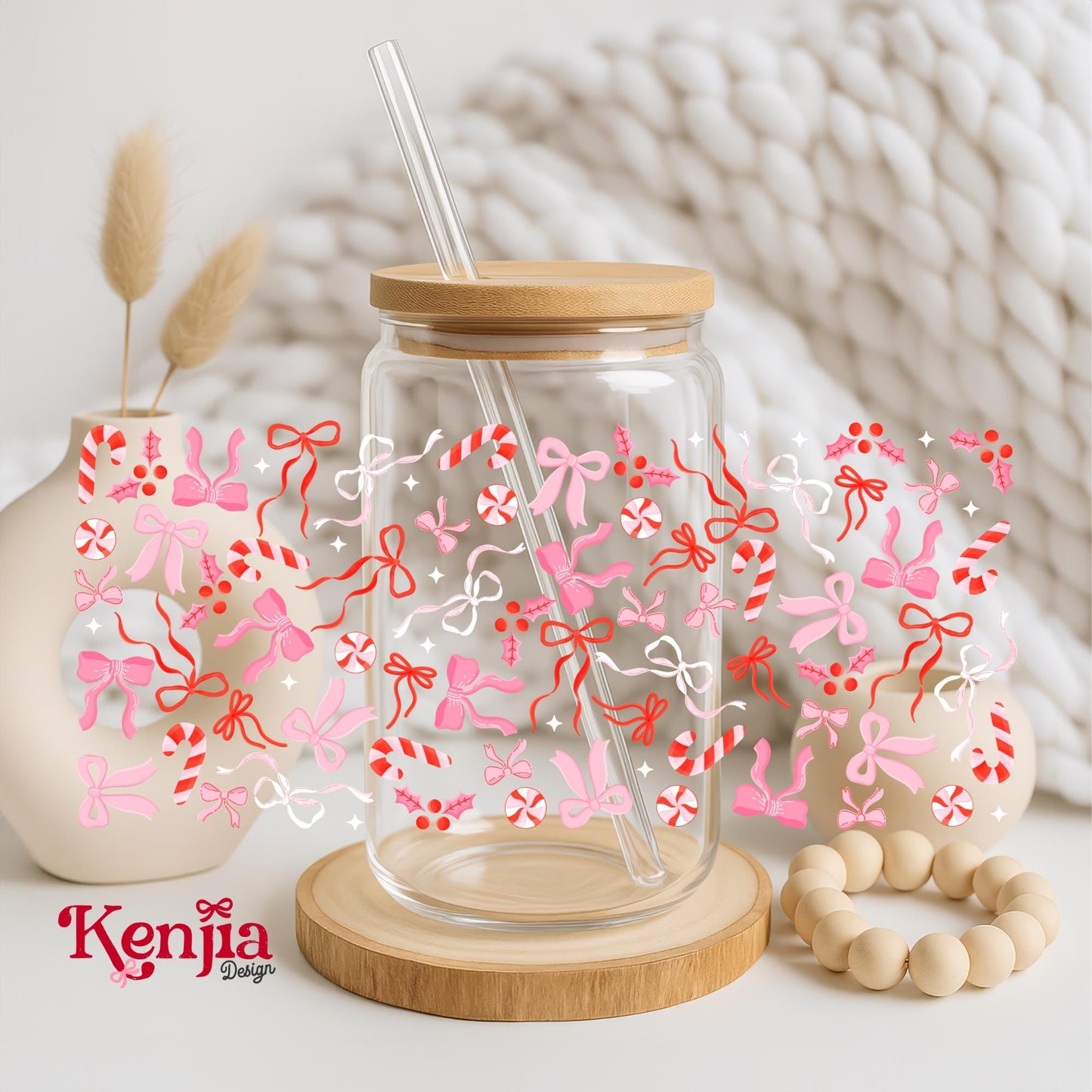 Christmas Coquette Bows 16 OZ Glass Can With Lid & Straw / Holiday Glass / Book Lover Gift / Water Bottle / UV Dtf Libbey Wrap Transfert