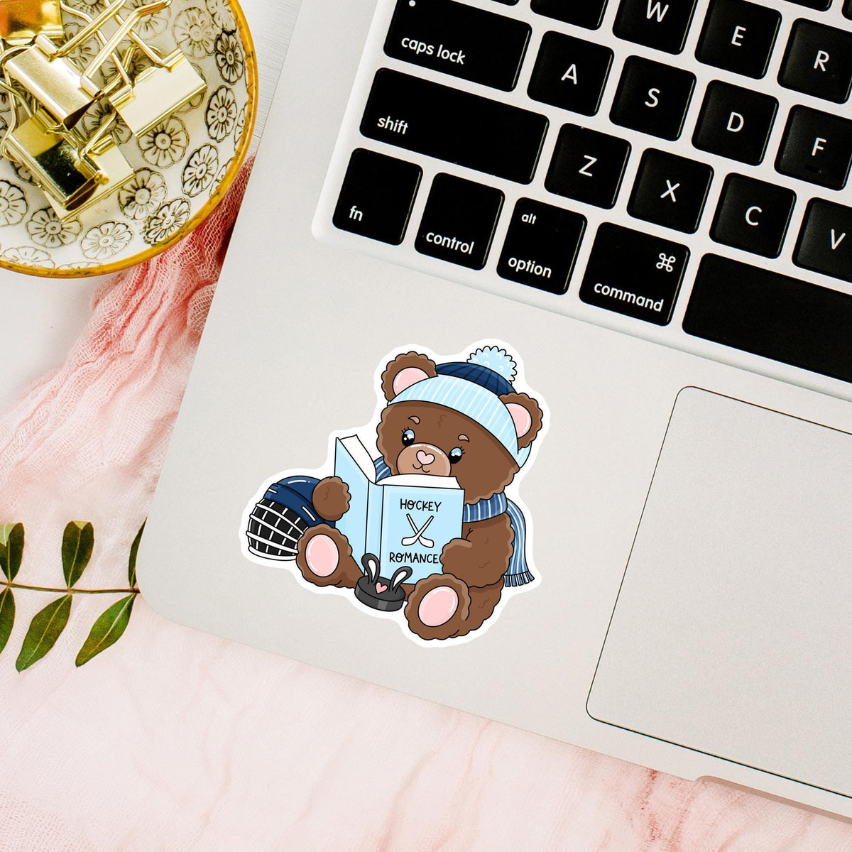 Hockey Romance Bear Sticker / Cute Bookish Gift / Animal Lover Decal / Sports Reader for Her / Waterproof Vinyl / Kawaii Cozy Fun Plushie