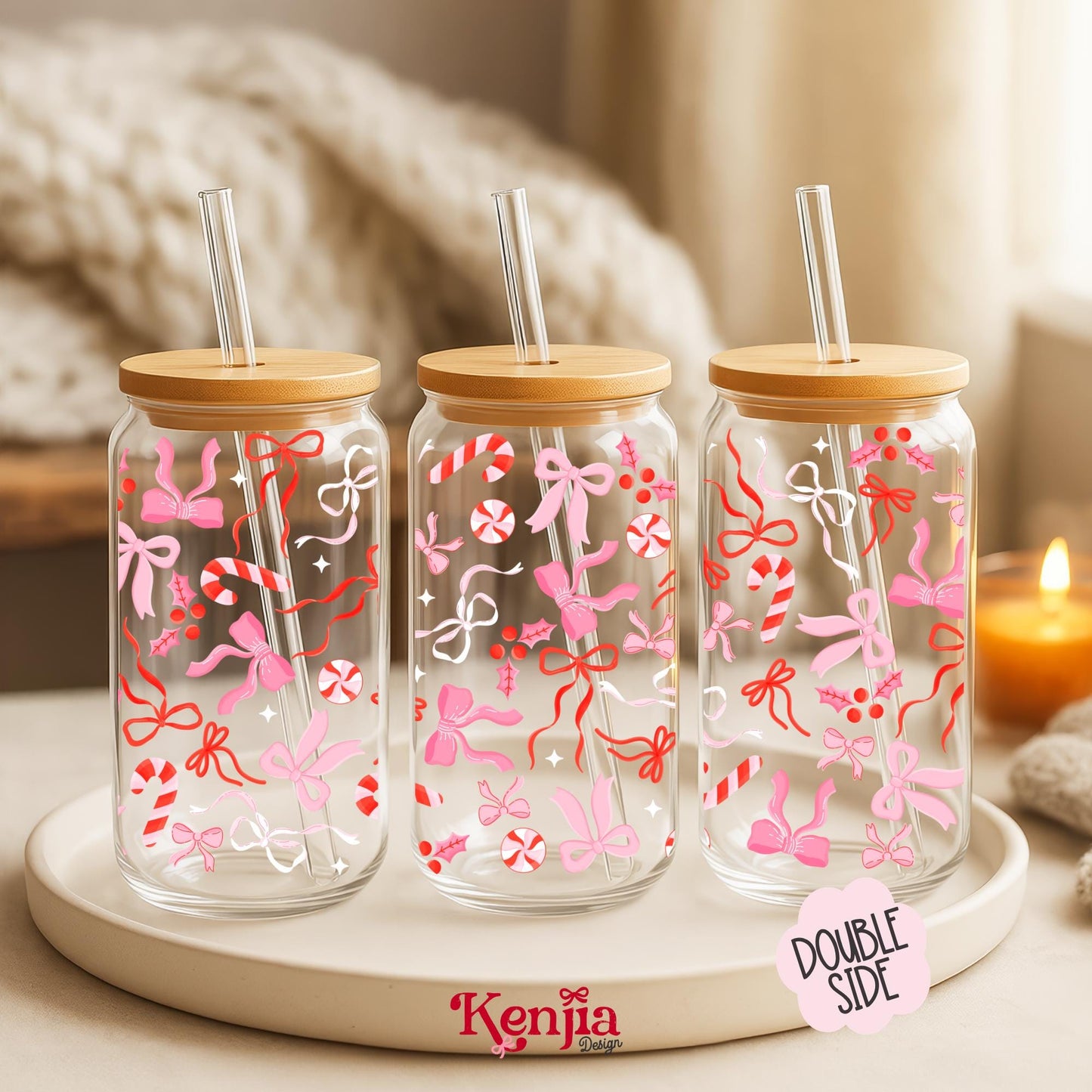 Christmas Coquette Bows 16 OZ Glass Can With Lid & Straw / Holiday Glass / Book Lover Gift / Water Bottle / UV Dtf Libbey Wrap Transfert