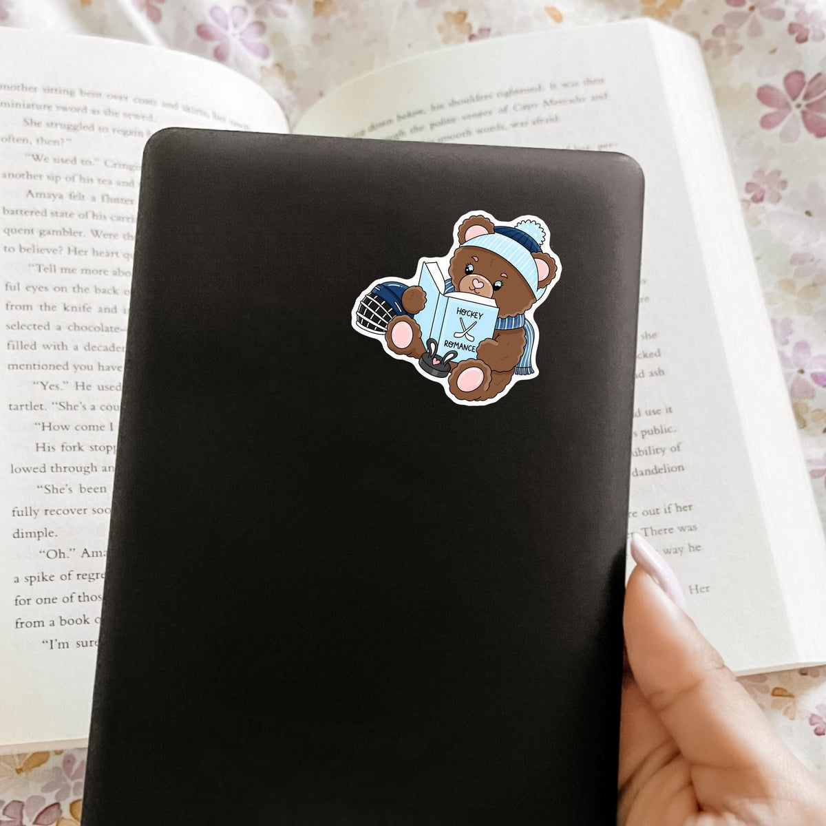 Hockey Romance Bear Sticker / Cute Bookish Gift / Animal Lover Decal / Sports Reader for Her / Waterproof Vinyl / Kawaii Cozy Fun Plushie