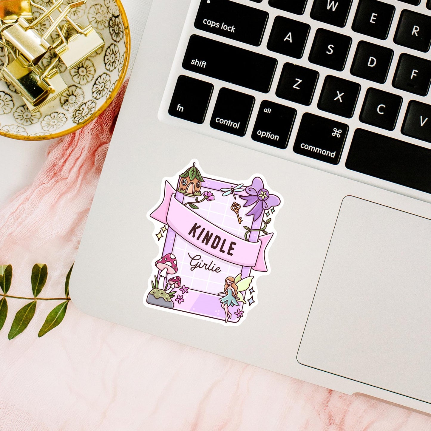 Fairy Tale Kindle Girlie Sticker / Enchanted Reader Gift / Bookish Princess / Whimsical Decal / Dreamy Aesthetic / Cute Present / Magic